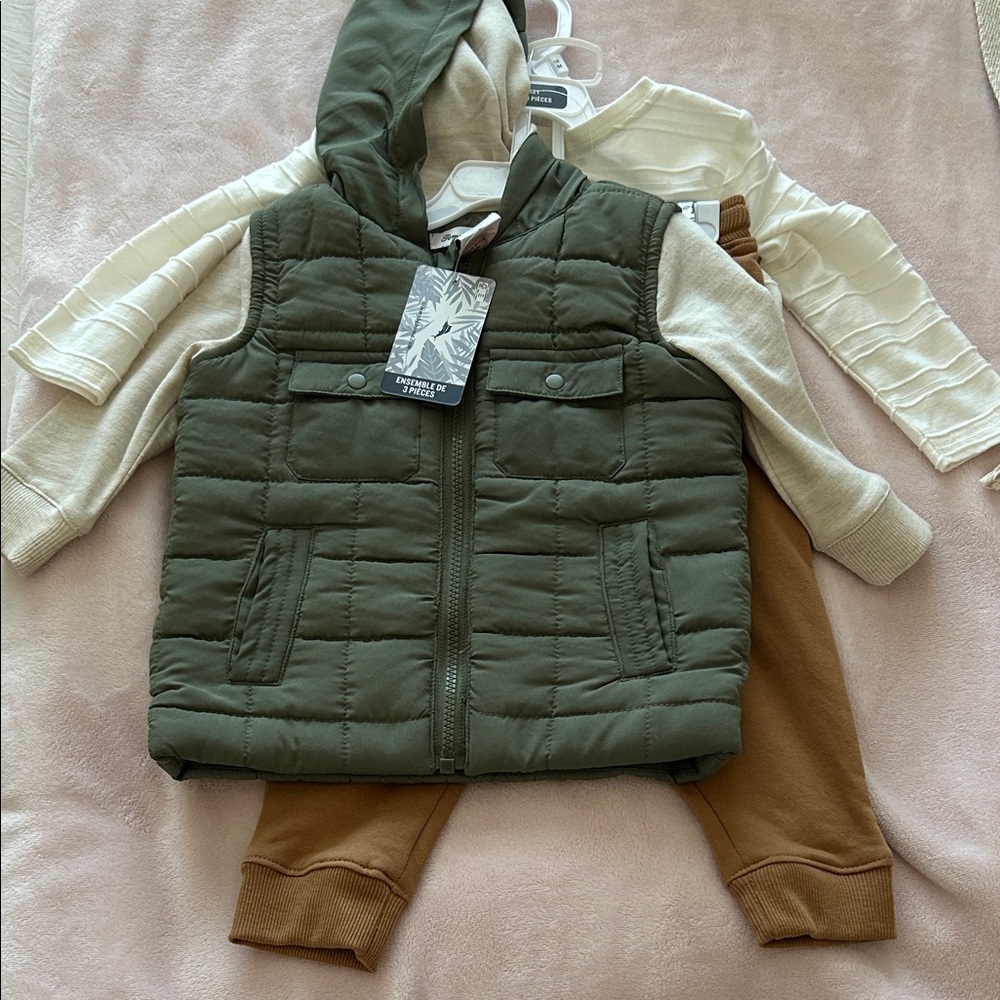 Tommy Bahama Cream Top and Brown Pants Set